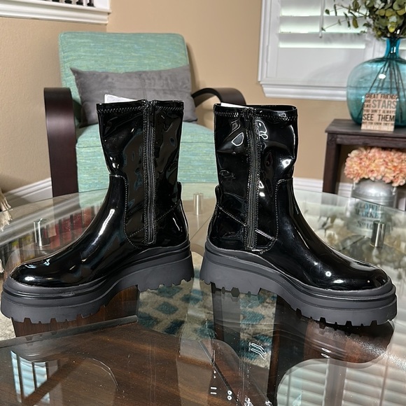 Aldo Bigshot Bootie size 7.5 Black Patent Vegan Leather Chunky Chelsea platform - Picture 5 of 16